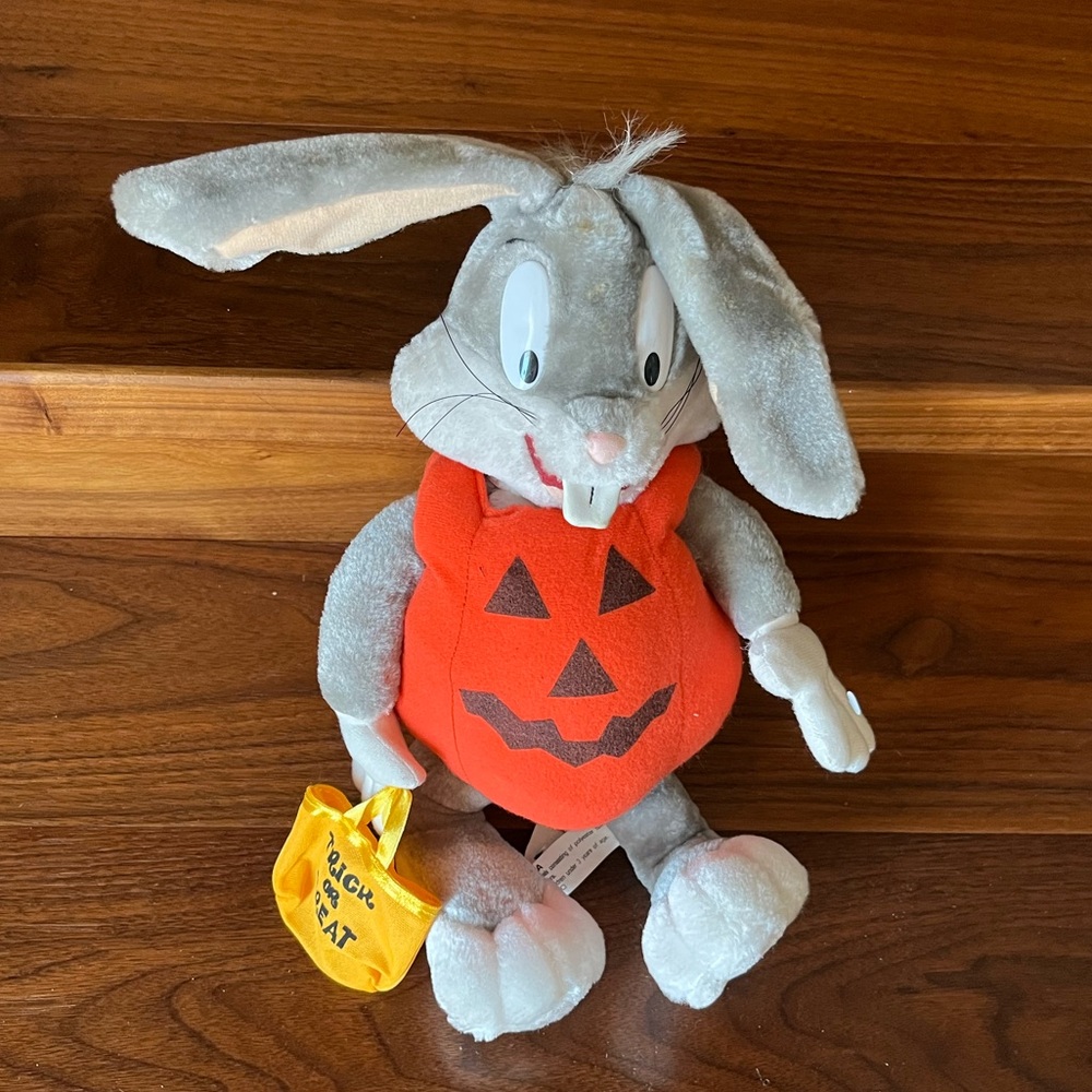 VINTAGE Collectible 1997 Looney Tunes Halloween Bugs Bunny